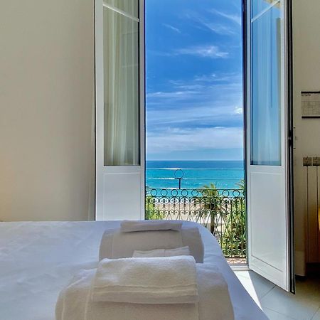Hotel Alba Chiara Финале Лигуре Экстерьер фото