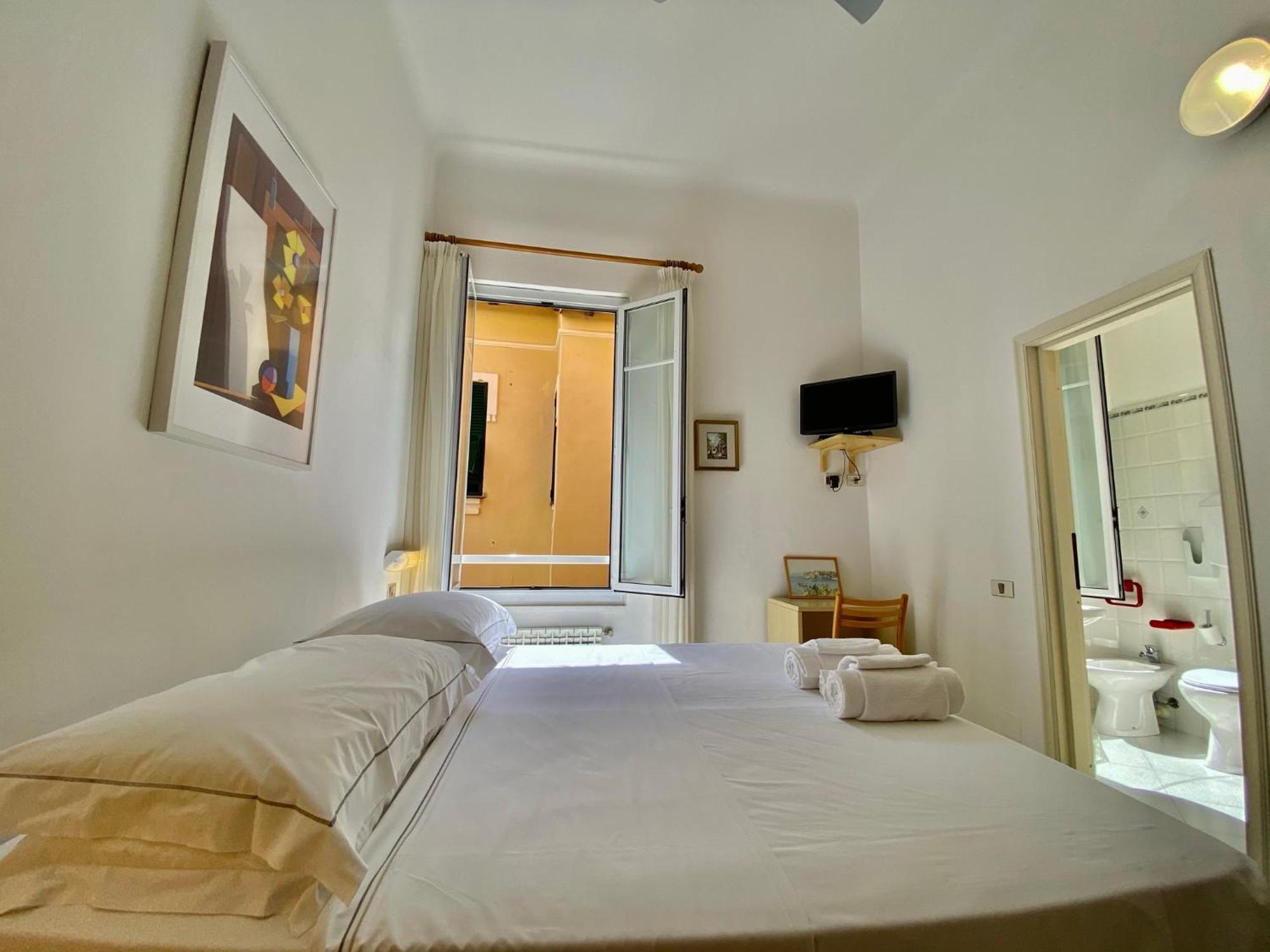 Hotel Alba Chiara Финале Лигуре Экстерьер фото